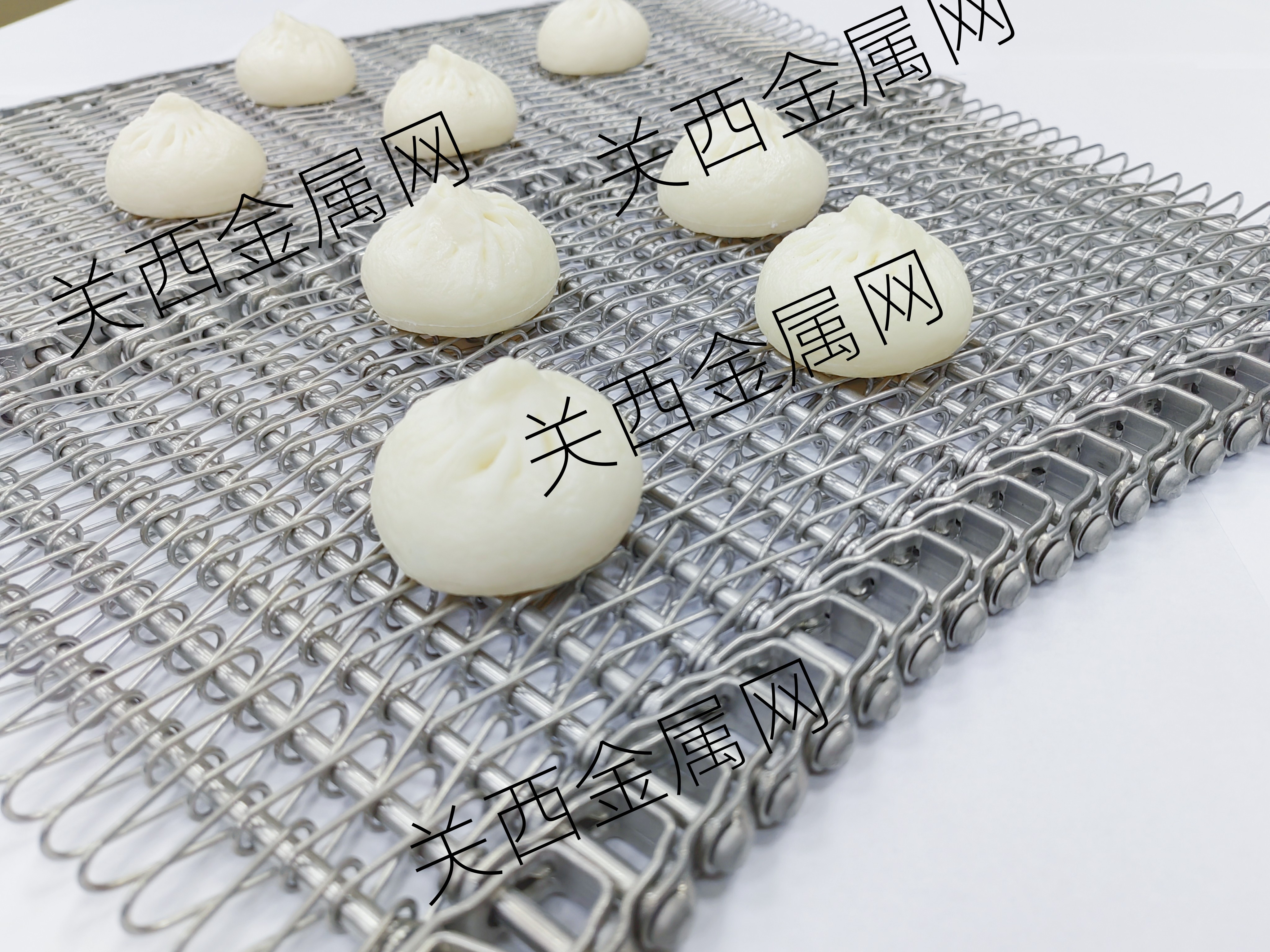 食品行業(yè)的客戶說：金屬網(wǎng)帶要有高精密度和高穩(wěn)定性？